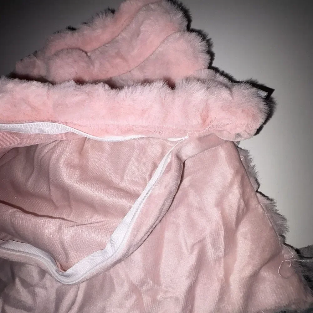 FUTEI Plush Pink Decorative Throw Pillow Covers Set Of 2 Cozy 16 x 16 Fluffy